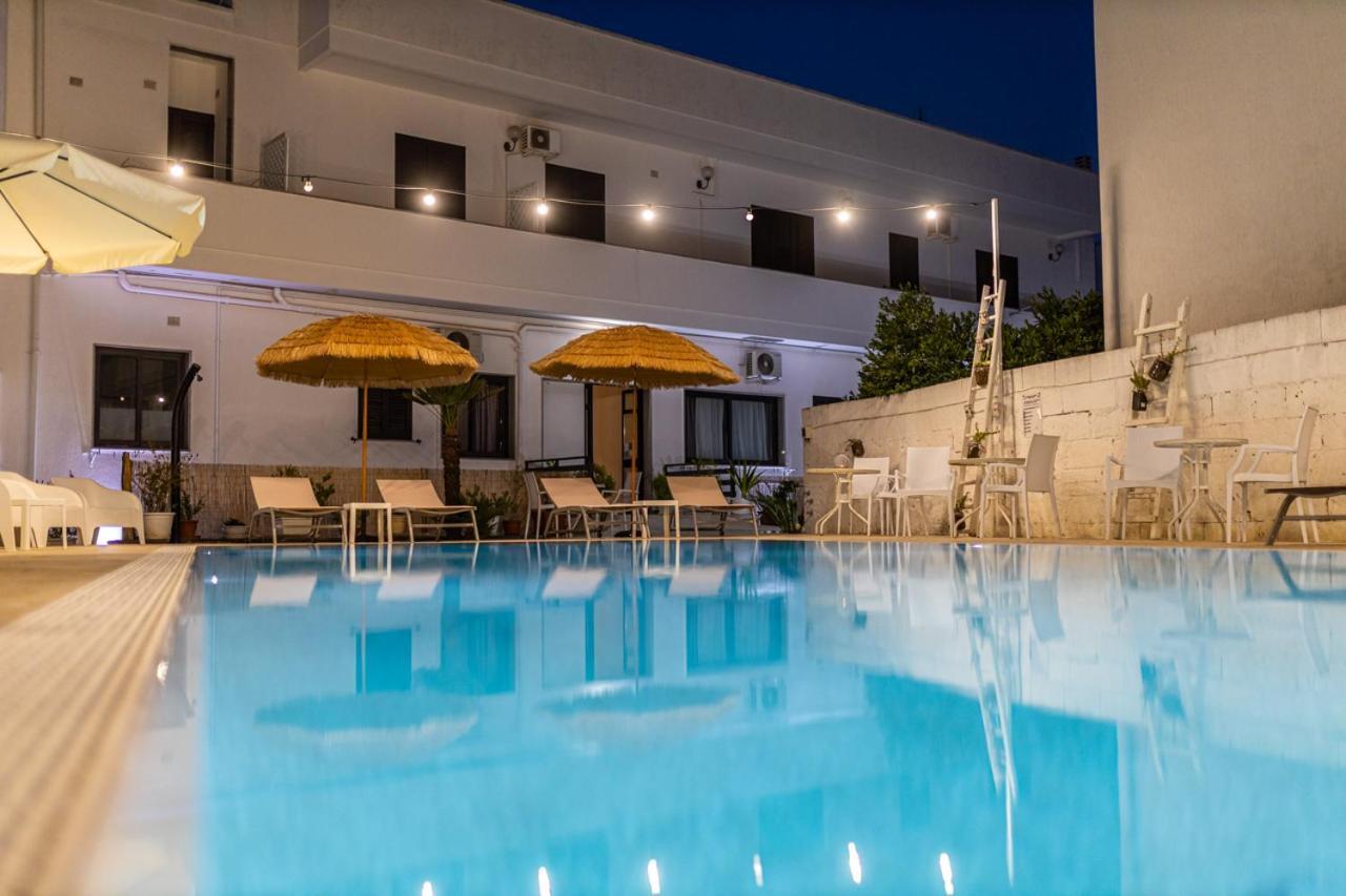 La Gemma Del Salento Rooms&Apartments Racale Extérieur photo