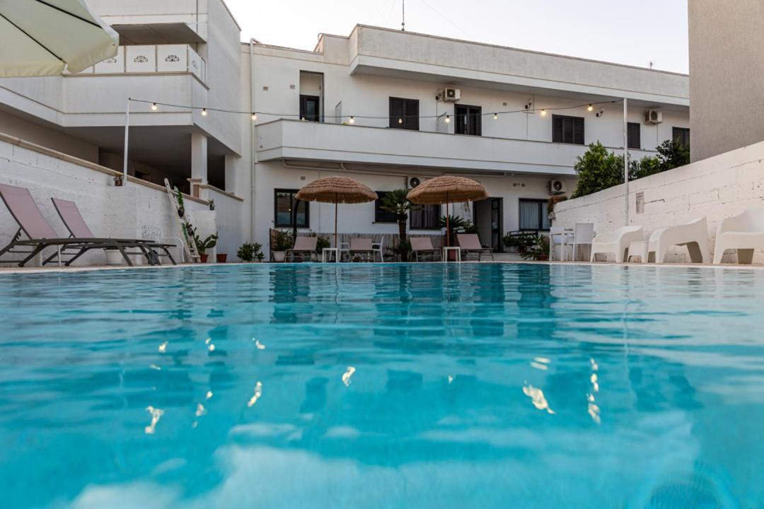 La Gemma Del Salento Rooms&Apartments Racale Extérieur photo