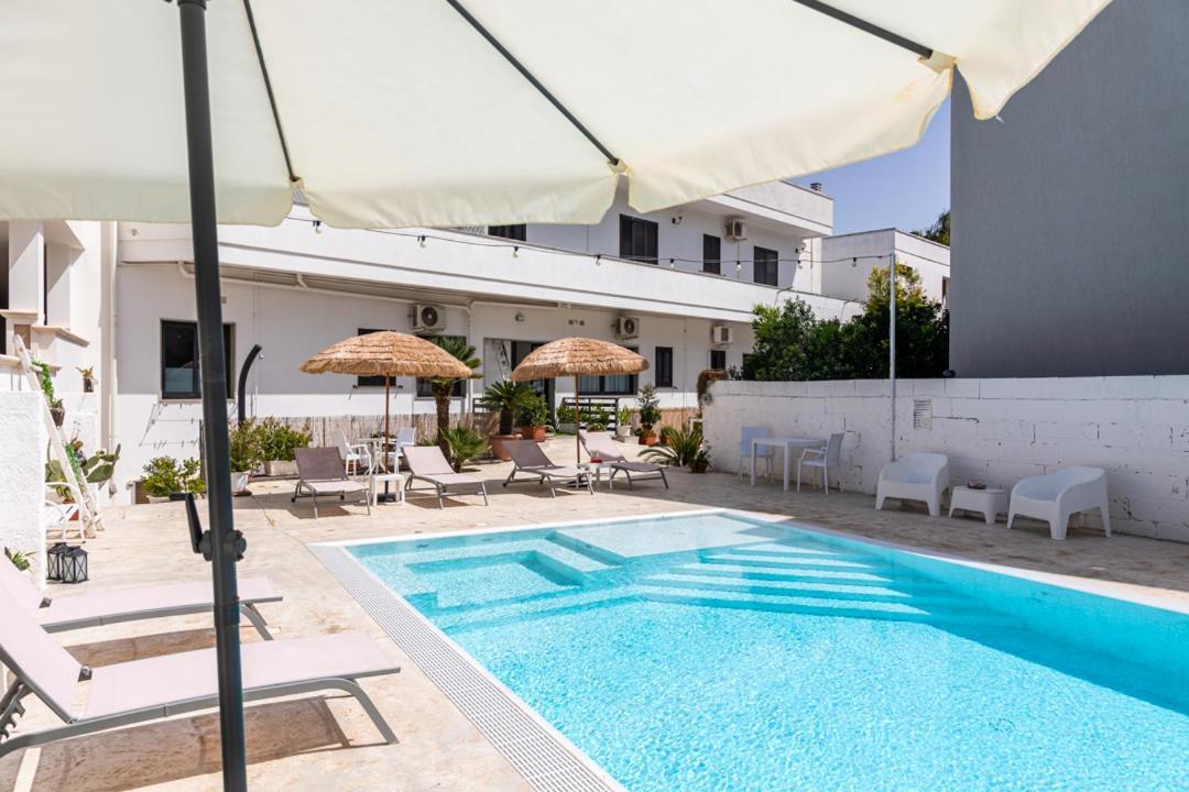 La Gemma Del Salento Rooms&Apartments Racale Extérieur photo