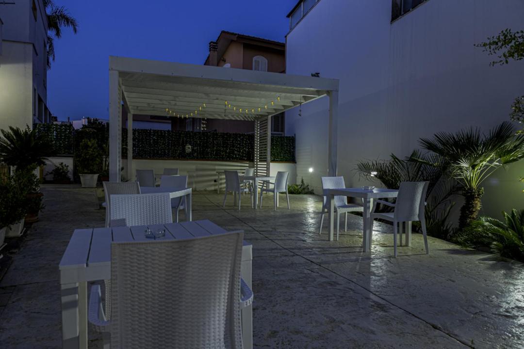 La Gemma Del Salento Rooms&Apartments Racale Extérieur photo